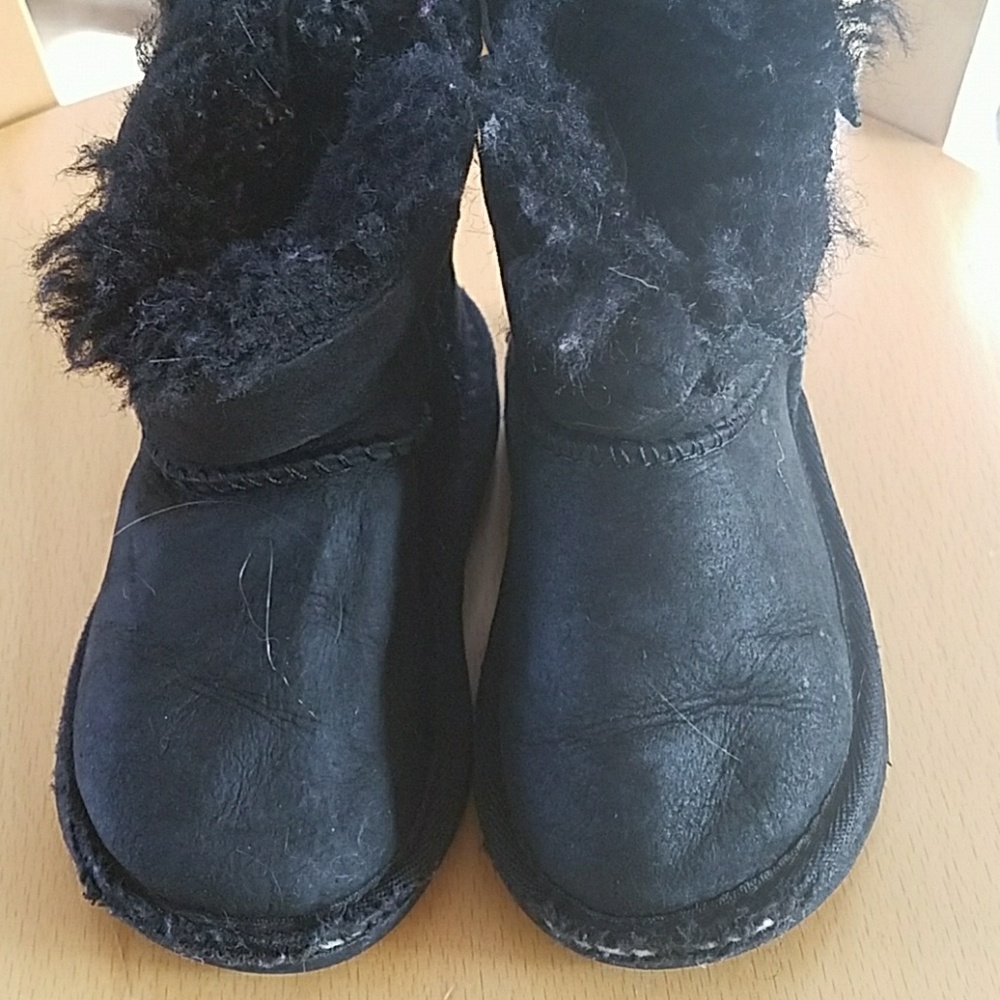 Ugg size 6 boots
